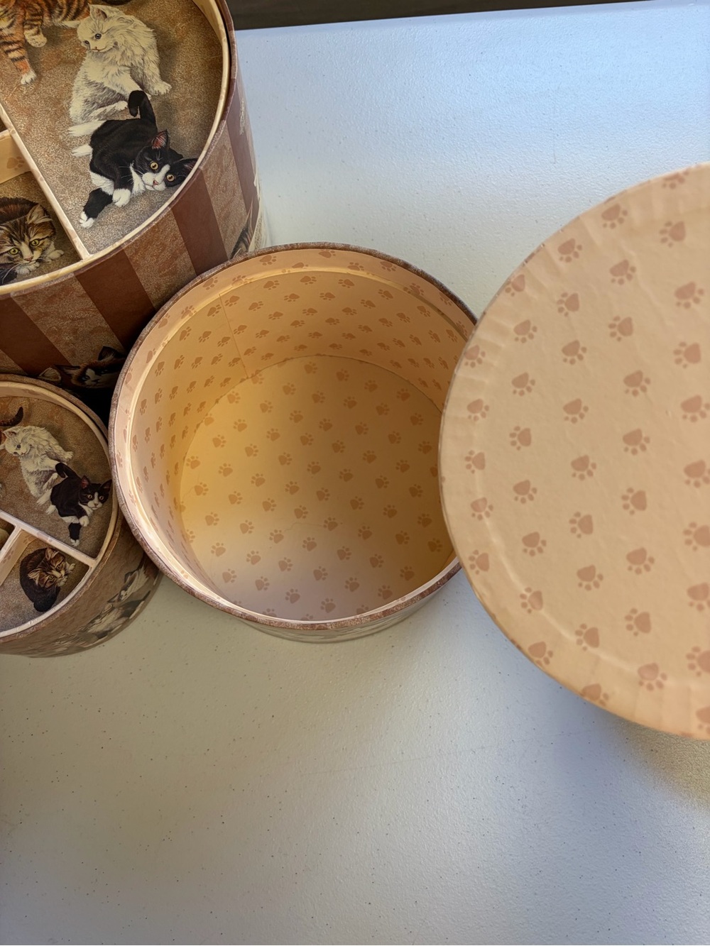 Cat Lady Cats Nesting Storage Boxes Set of 3 Hat Boxes Cottagecore Decor Vintage - Picture 7 of 7